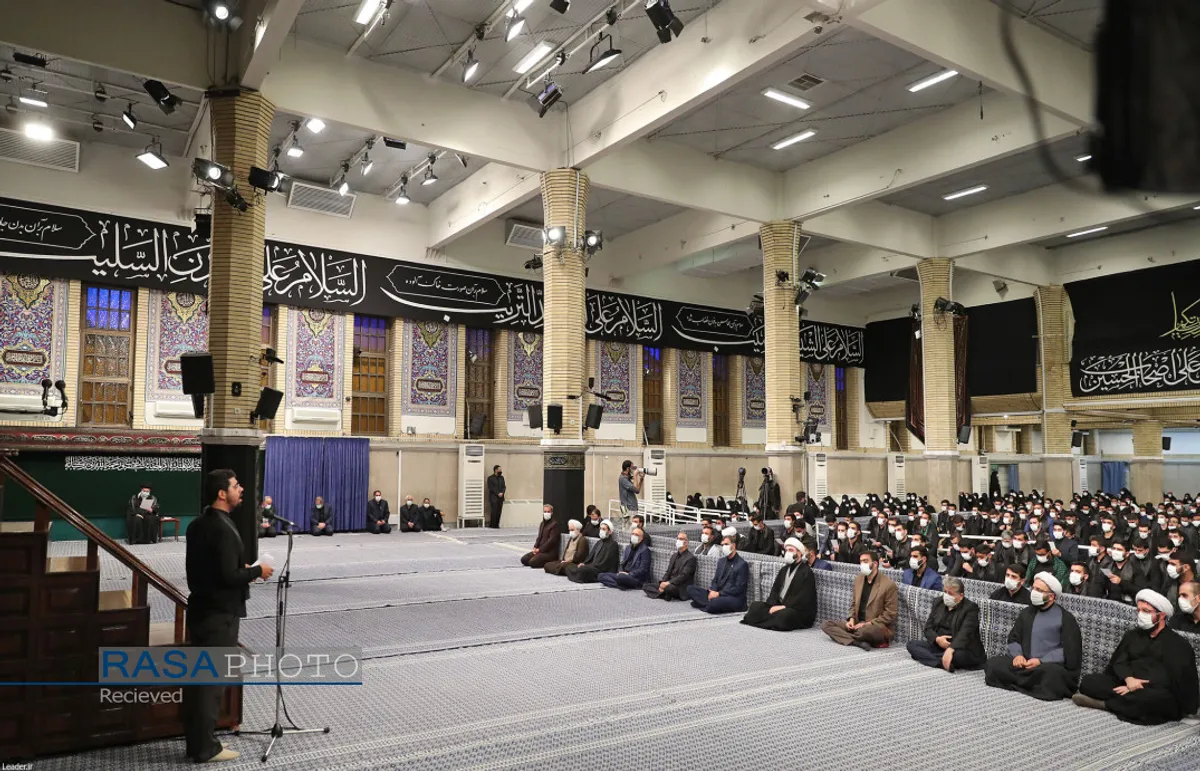 عزاداری اربعین حسینی هیئت&zwnj;های دانشجویی در حسینیه امام خمینی (ره) با حضور مقام معظم رهبری