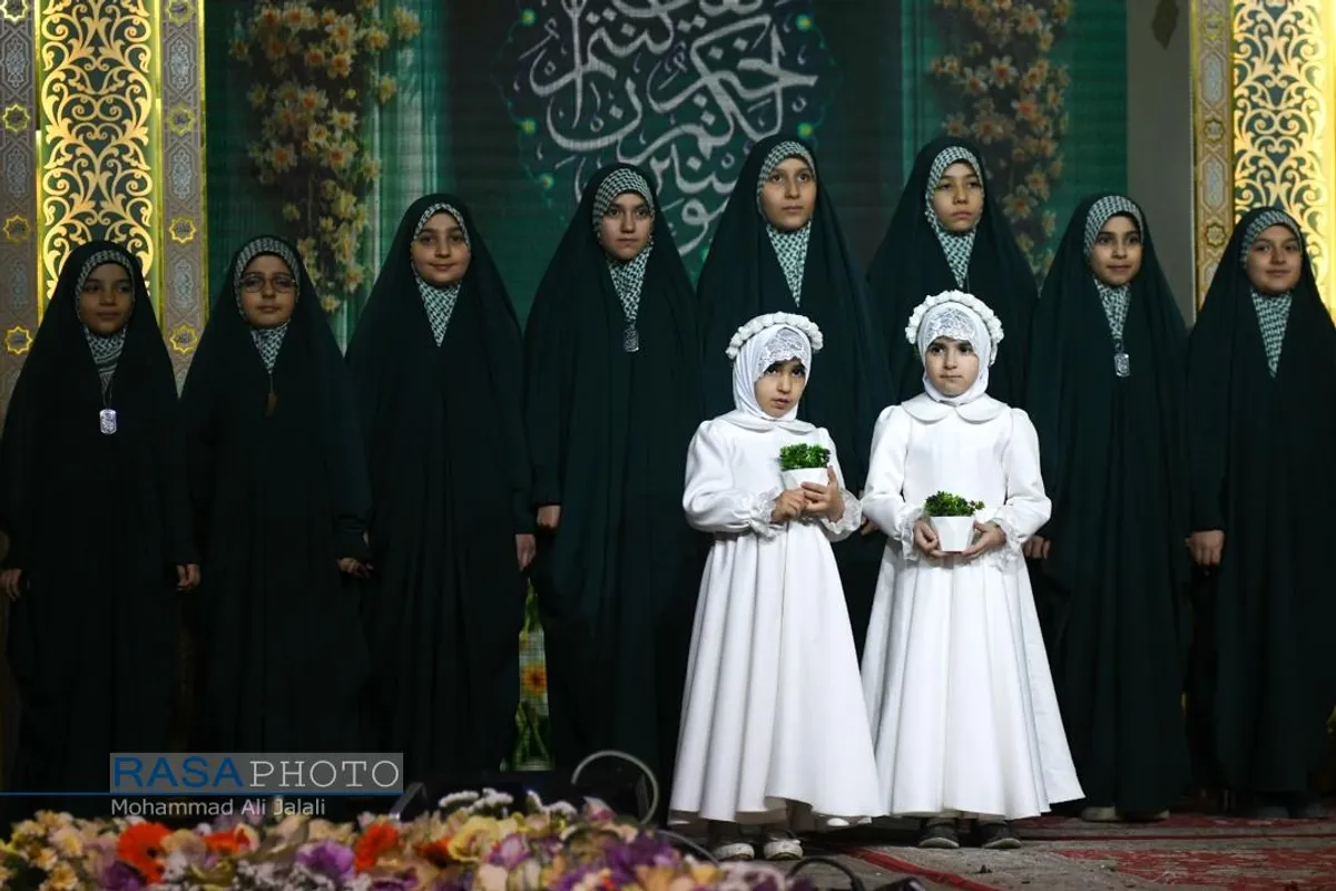 اجرای برنامه قرآنی محفل در مسجد مقدس جمکران