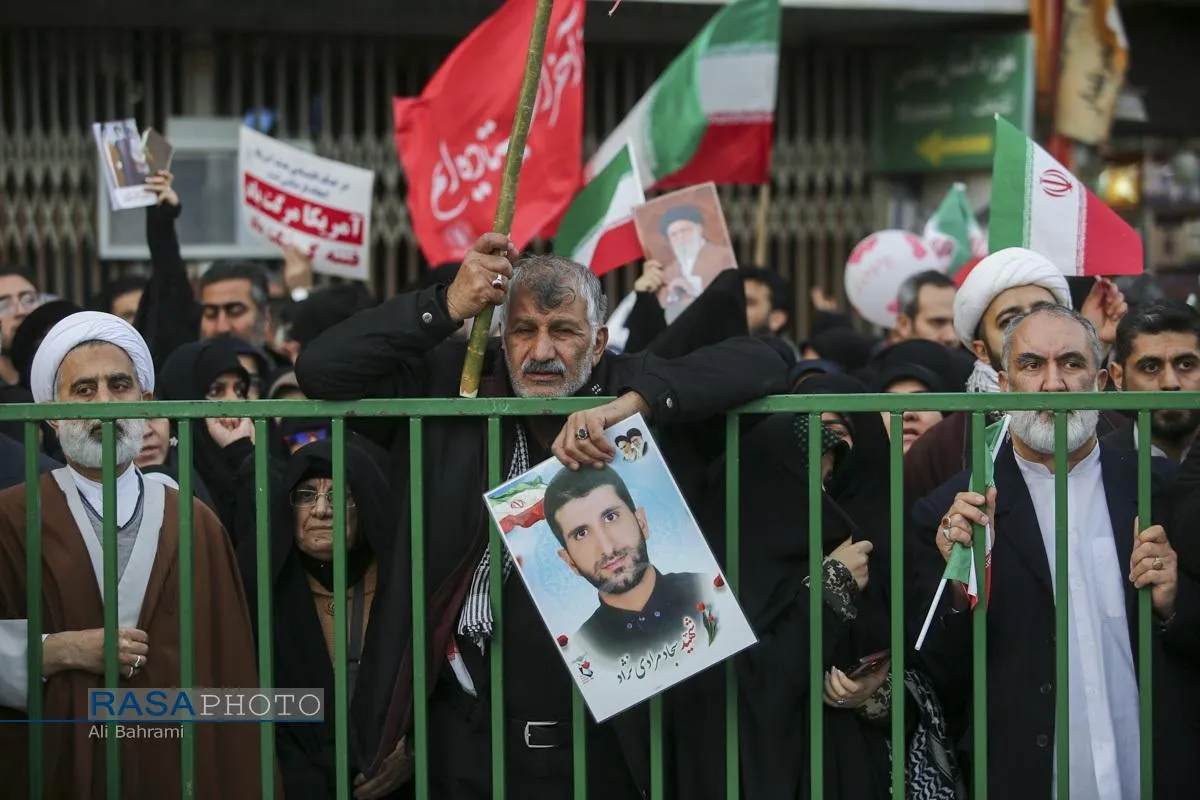 راهپیمایی اتحاد در یوم الله ۲۲ دی ماه در قم