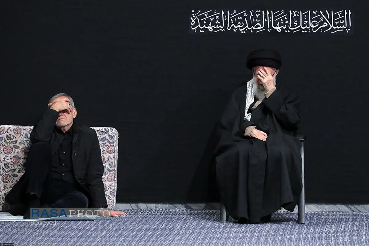 عزاداری شب شهادت حضرت فاطمه&zwnj;زهرا (سلام&zwnj;الله&zwnj;علیها) با حضور رهبر انقلاب