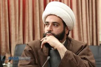 نشست هم اندیشی راهکارهای روایت سازی حوزوی از گفتمان مقاومت