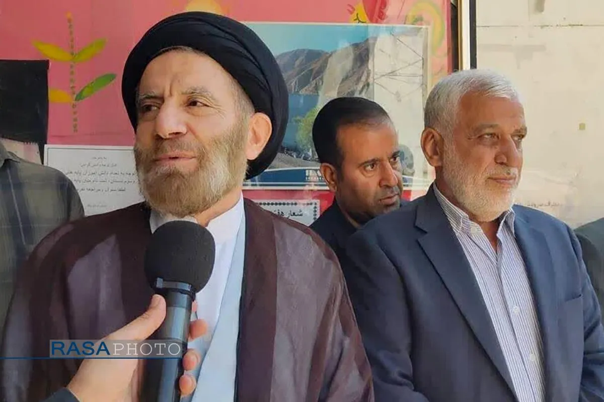 مشارکت حجت الاسلام والمسلمین شاهرخی نماینده ولی فقیه در استان لرستان در چهاردهمین انتخابات ریاست جمهوری