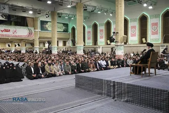 دیدار اقشار مردم در آغاز دهه مبارکه فجر با رهبر معظم انقلاب