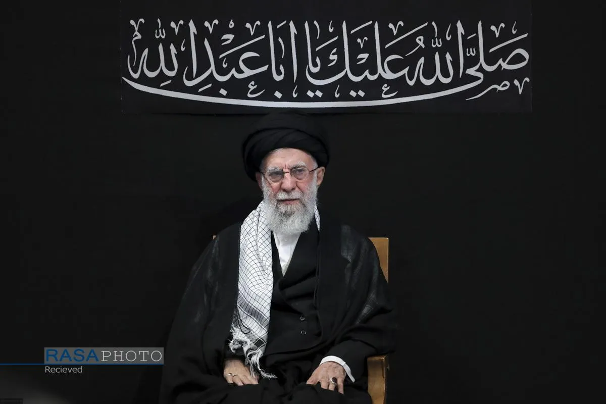 رهبر بزرگ آزادی خواهان جهان حضرت آیت&zwnj;الله&zwnj;العظمی خامنه ای به ملکوت اعلی پیوست