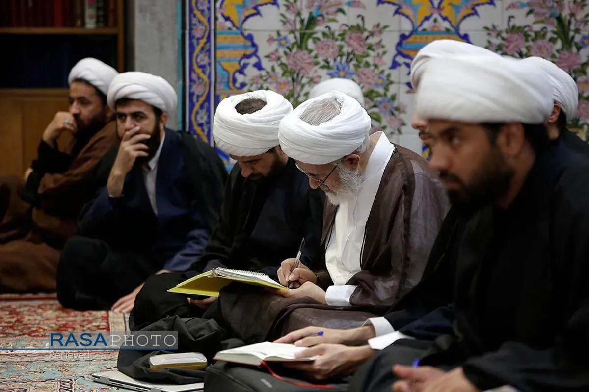 مدرسه تابستانی دارالعلم در مشهد مقدس