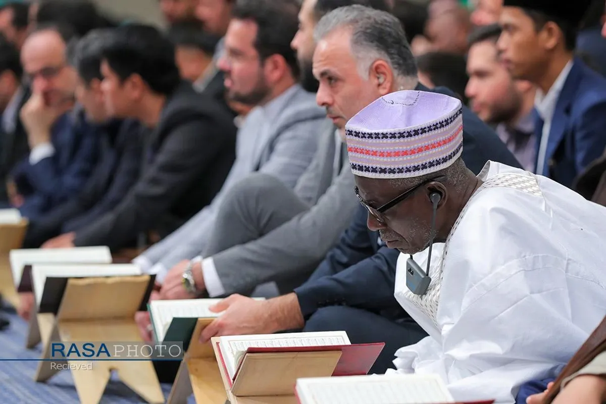 دیدار شرکت&zwnj;کنندگان در مسابقات بین&zwnj;المللی قرآن با رهبر معظم انقلاب
