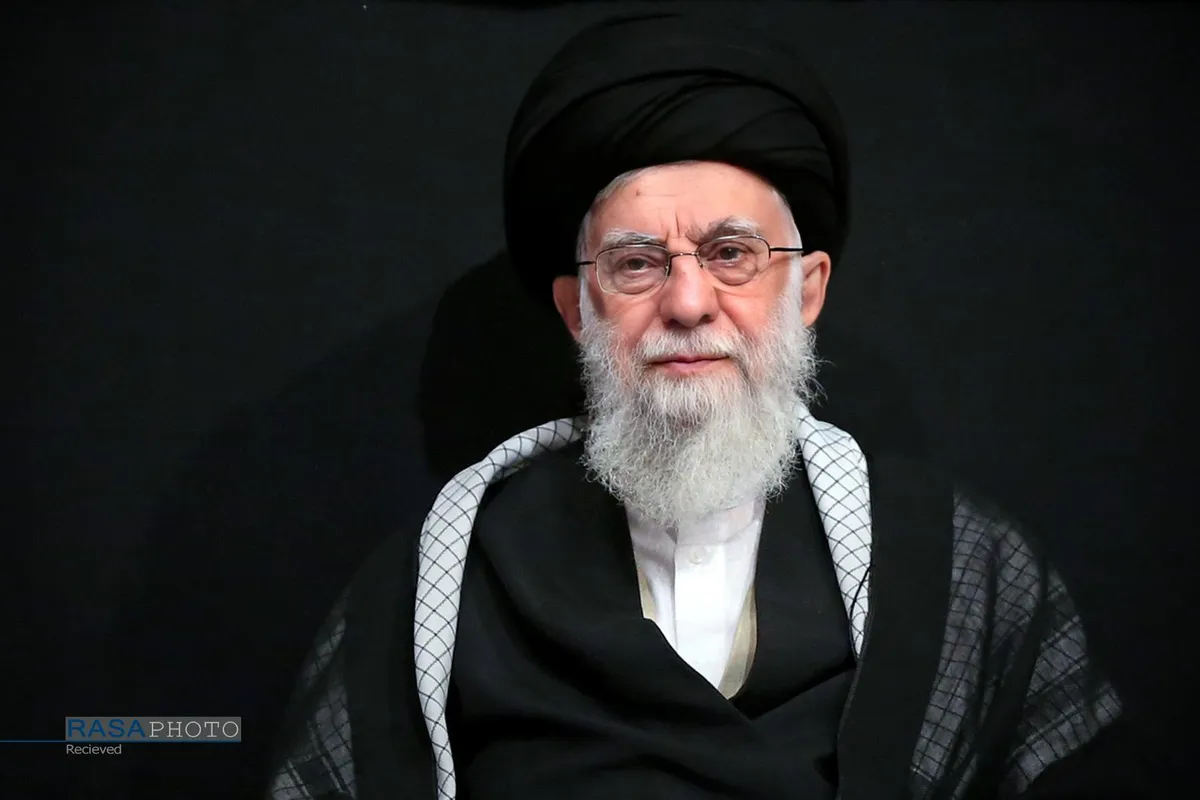 اولین شب عزاداری حضرت اباعبدالله الحسین (علیه&zwnj;السلام) با حضور رهبر انقلاب