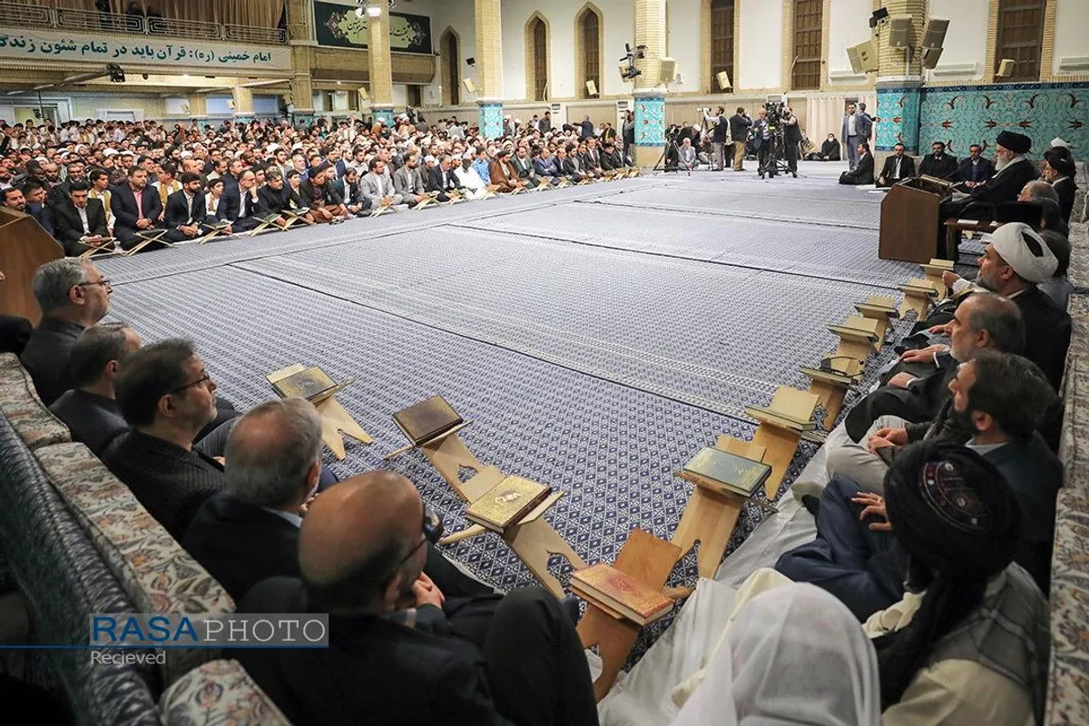 دیدار شرکت&zwnj;کنندگان در مسابقات بین&zwnj;المللی قرآن با رهبر معظم انقلاب