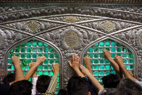 زیارت؛ پیوند دل با اهل بیت و راهی به سوی معرفت