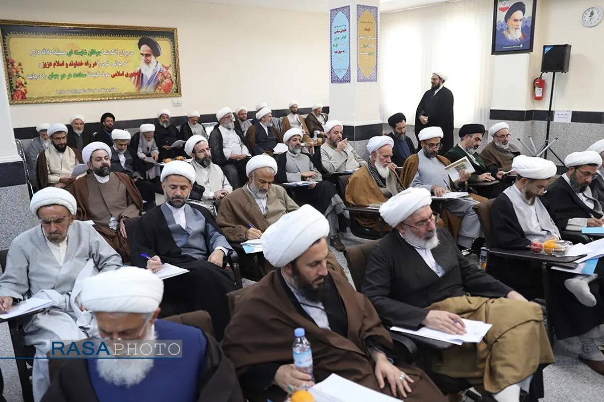 افتتاحییه کمیسیون&zwnj;های سیزدهمین اجلاسیه جامعه مدرسین حوزه علمیه با علما بلاد