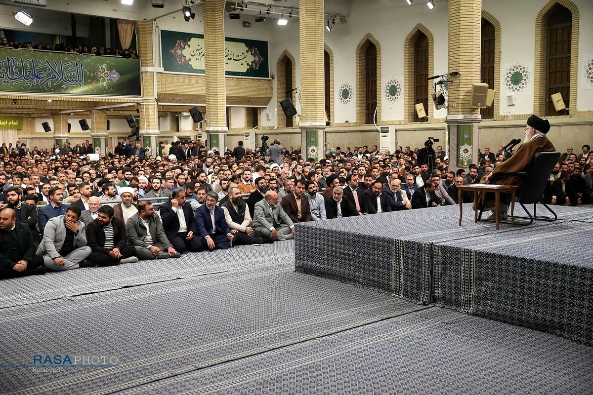 دیدار مداحان اهل&zwnj;بیت (علیهم&zwnj;السلام) با رهبر معظم انقلاب