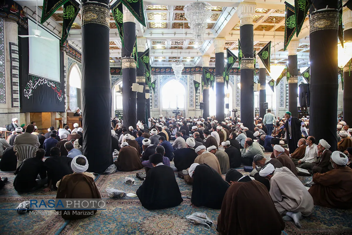 جلسه درس تفسیر حضرت آیت الله جوادی آملی