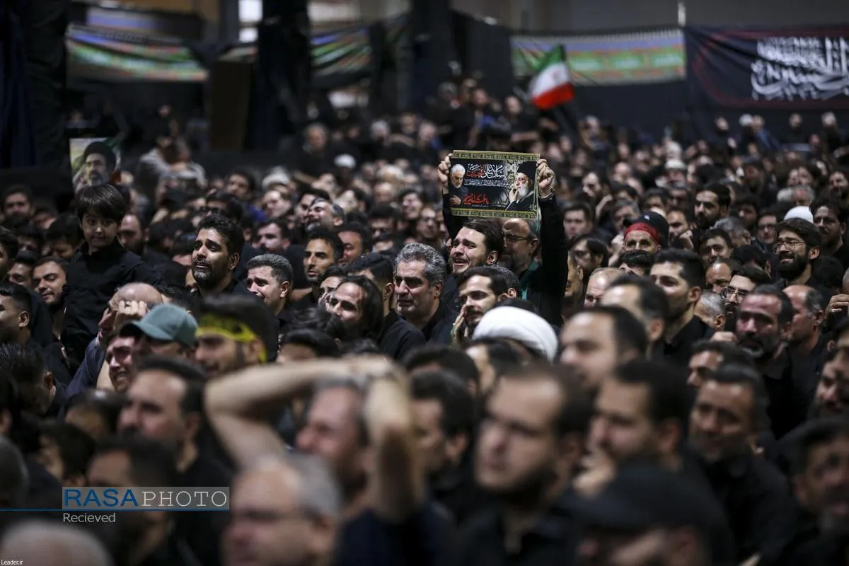 مراسم عزاداری شب عاشورای حسینی در جوار محل شهادت قائد شهید