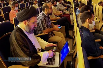 مشهد | کار گاه آموزشی هنری با موضوع "مردم داری و کرامت انسانی در سیره رضوی"