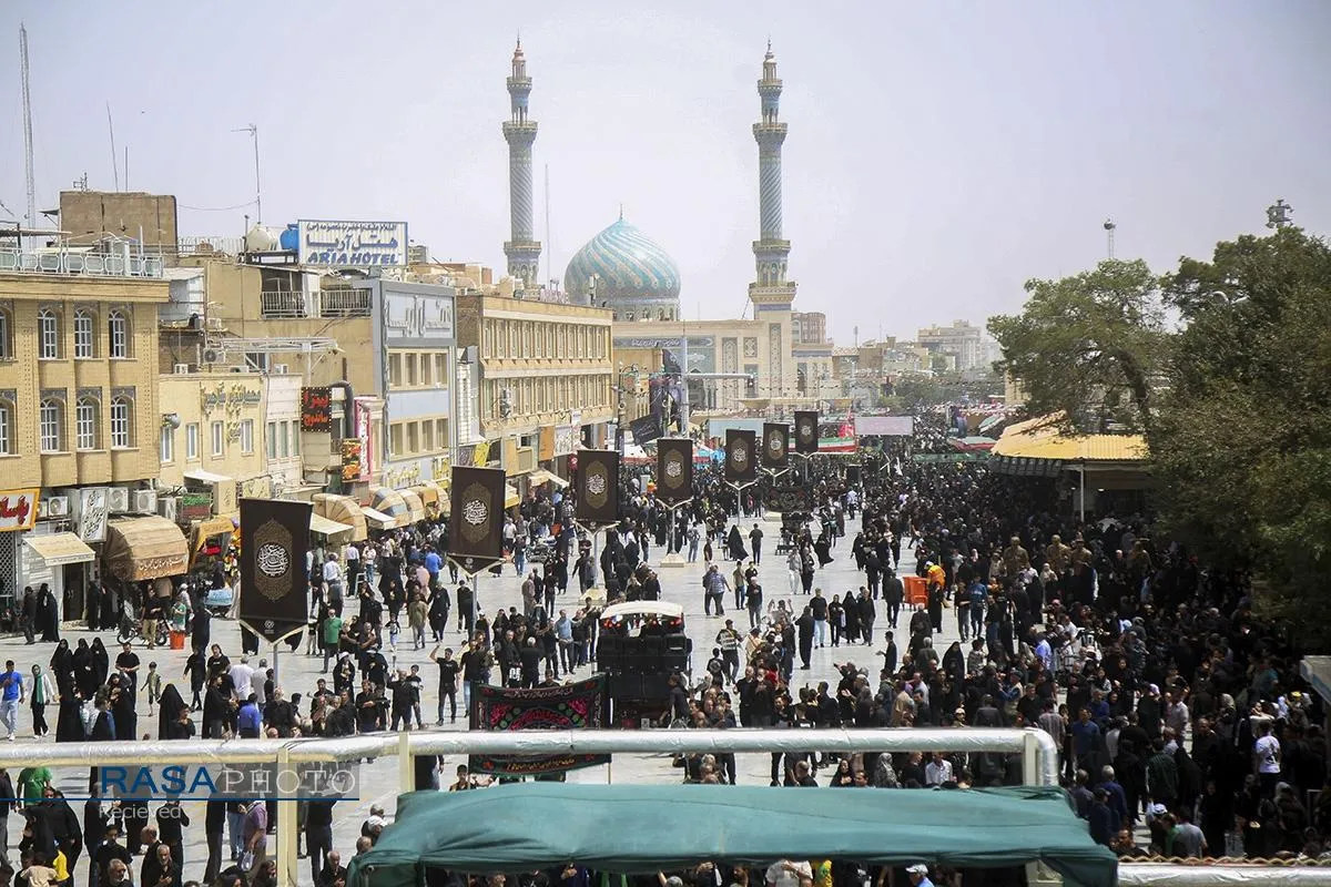 عزاداری روز اربعین حسینی (ع) در حرم حضرت معصومه (سلام&zwnj;الله&zwnj;علیها)