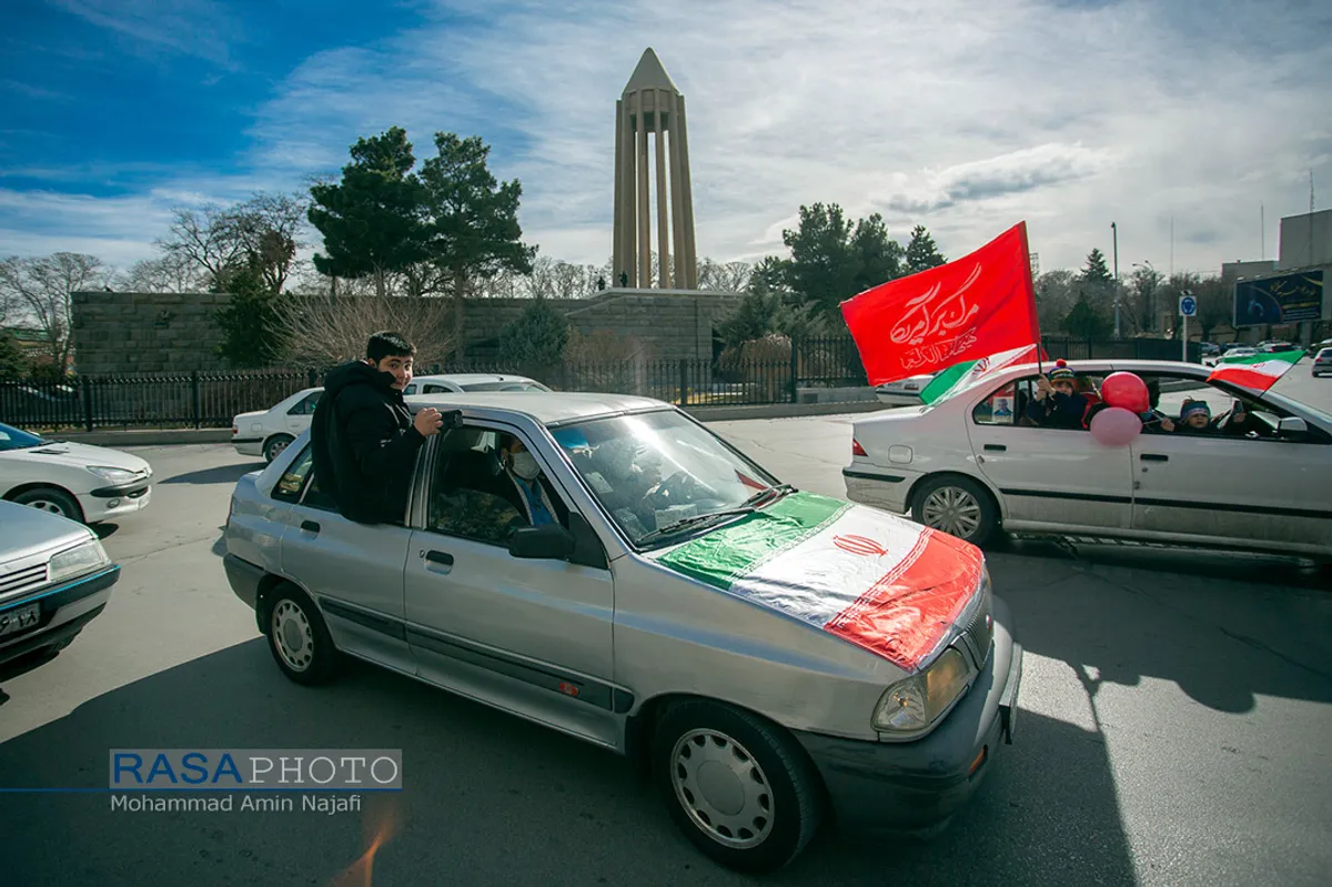 عکس&zwnj;های منتخب خبرگزاری رسا از راهپیمایی یوم الله ۲۲ بهمن ۱۳۹۹