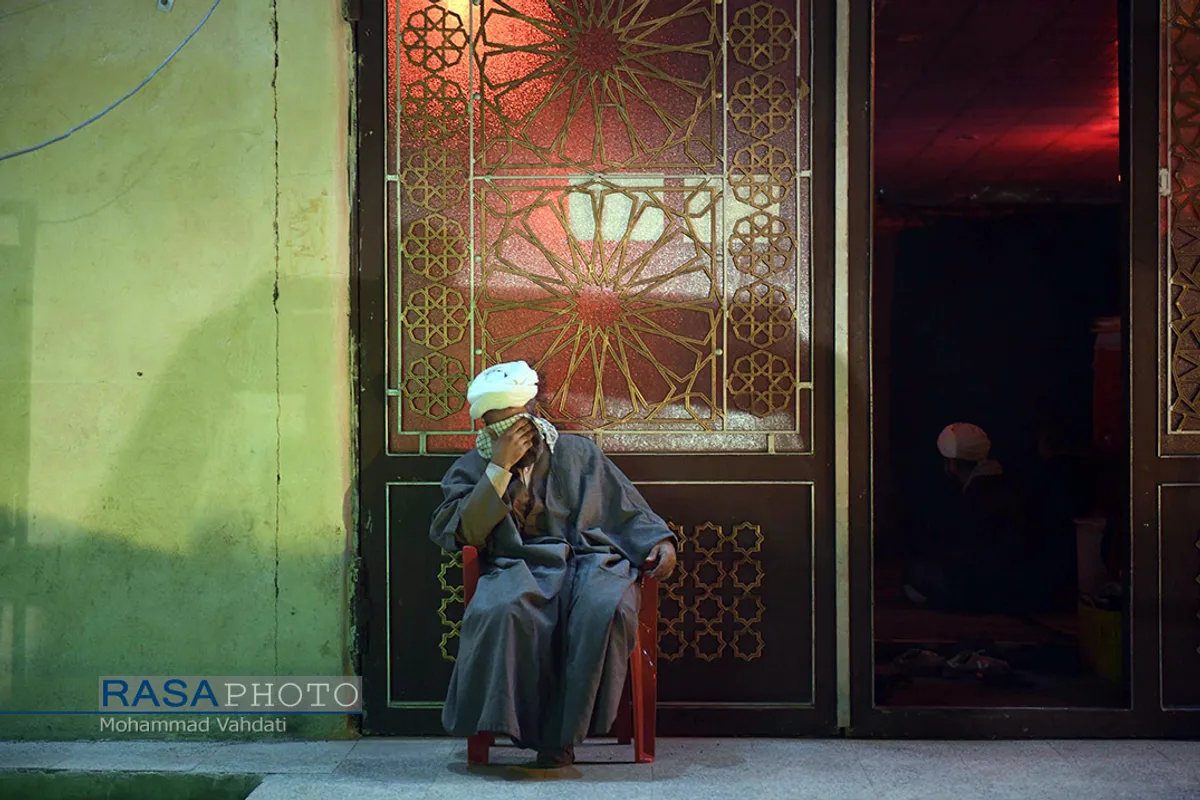 مناجات خوانی شب&zwnj;های ماه مبارک رمضان در هیئت محبین اهلبیت