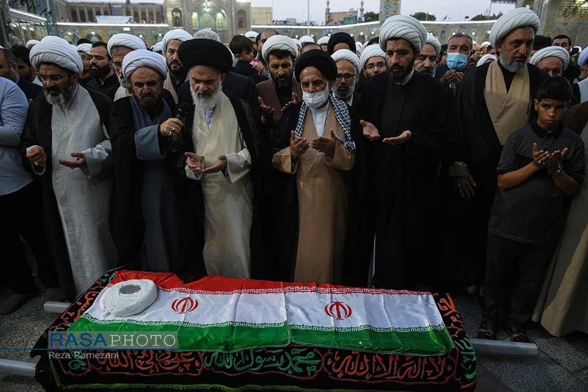 تشییع پیکر پاک شهید حجت&zwnj;الاسلام حجت اعتبار در قم