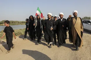 حضور زائران اربعین حسینی در طریق العلماء