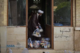 لبیک طلاب حوزه علمیه منصوریه شیراز&lrm; به فرمان مقام معظم رهبری