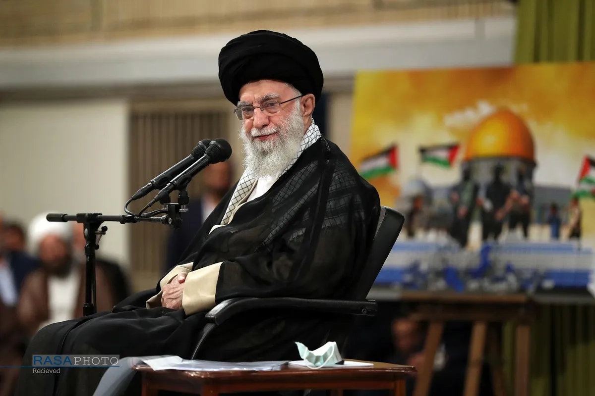 دیدار دانش&zwnj;آموزان و دانشجویان با مقام معظم رهبری