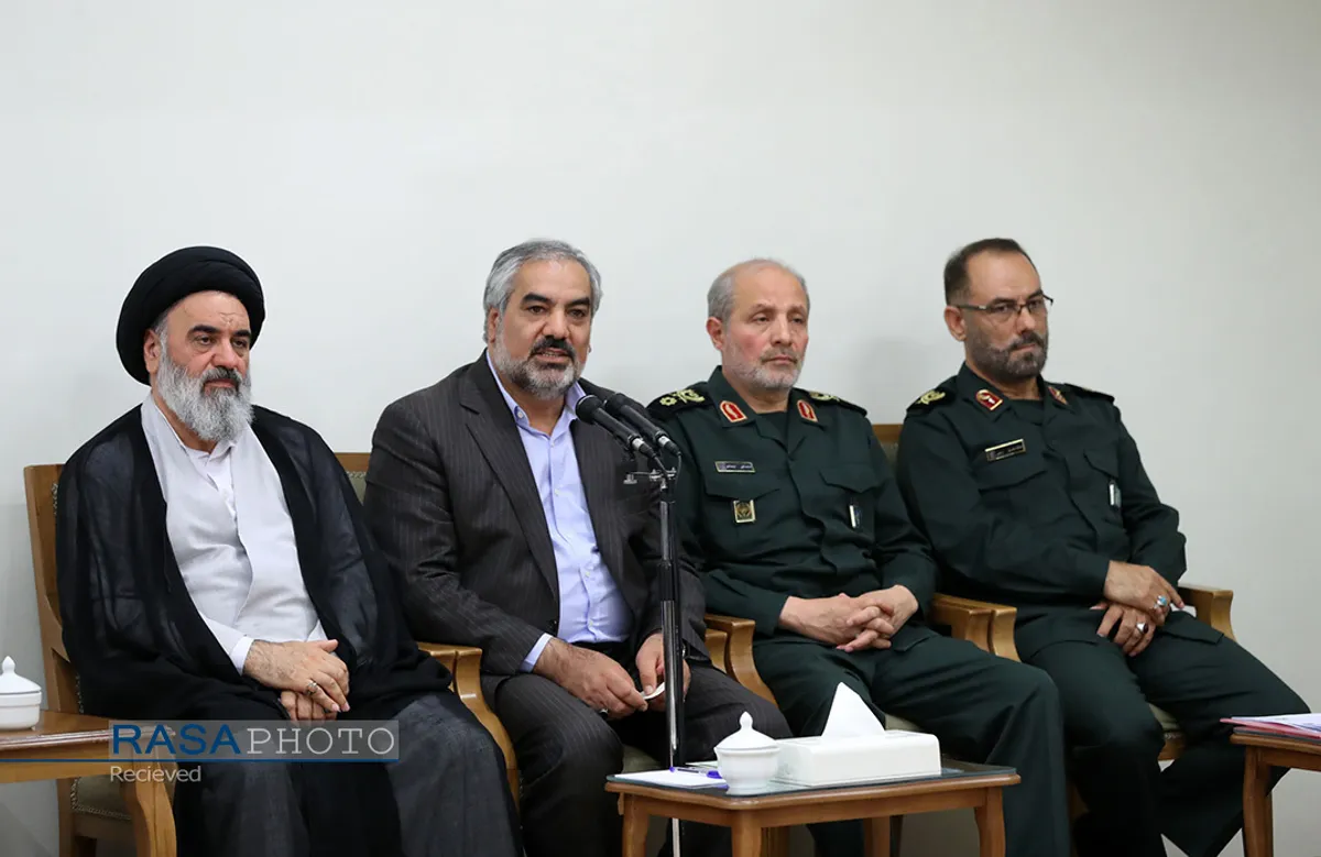 دیدار دست&zwnj;اندرکاران کنگره بزرگداشت ۵۴۰۰ شهید استان کردستان با رهبر انقلاب