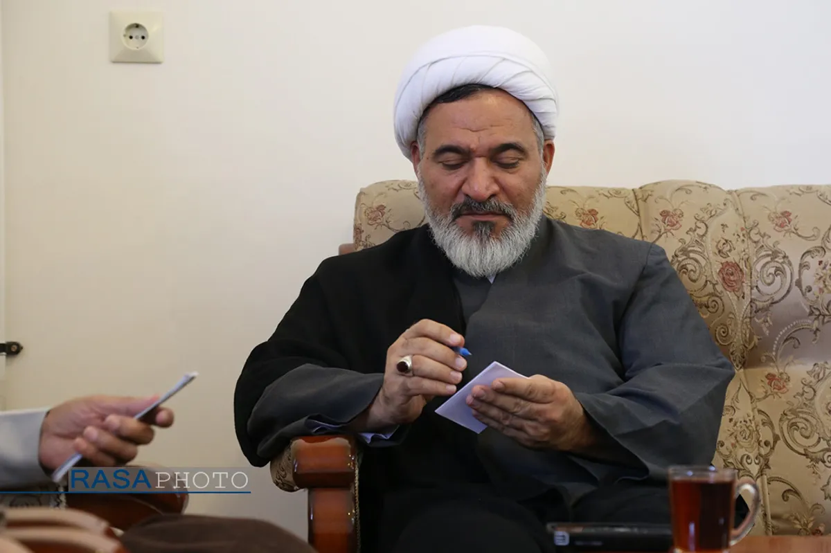 دیدار حجت الاسلام والمسلین بهجت پور مدیر حوزه علمیه خواهران سراسر کشور با نماینده ولی فقیه در استان چهار محال و بختیاری