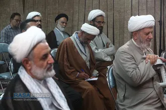 آیین رونمایی از جلد اول ویژه&zwnj;نامه روحانیت و دفاع مقدس