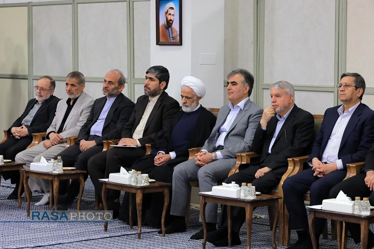 نخستین دیدار هیئت دولت چهاردهم با رهبر انقلاب