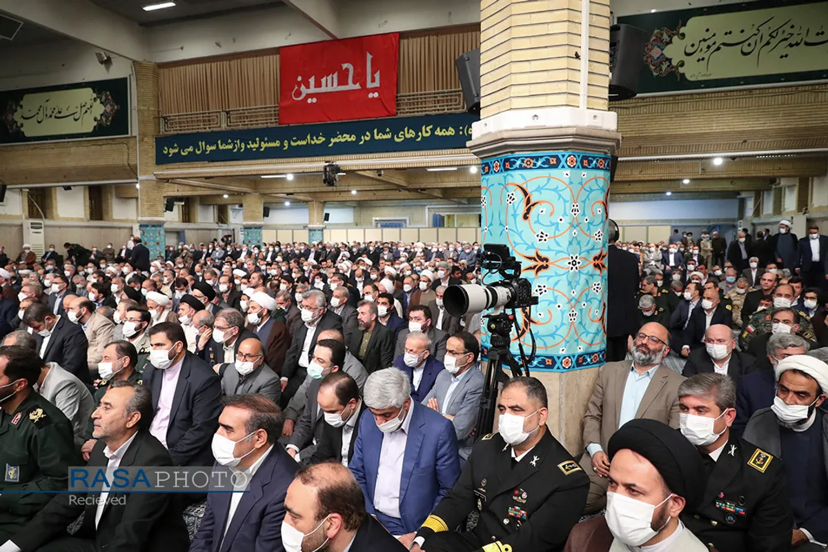 دیدار رمضانی مسئولان نظام با مقام معظم رهبری