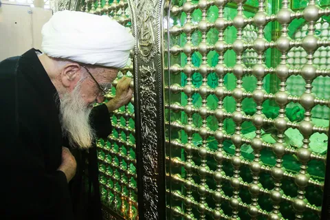 اختصاصی رسا/ ماجرای وصیت آیت الله صافی برای خاکسپاری در حرم امام حسین