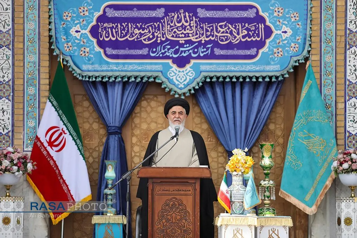اقامه نماز عید سعید فطر در مسجد مقدس جمکران