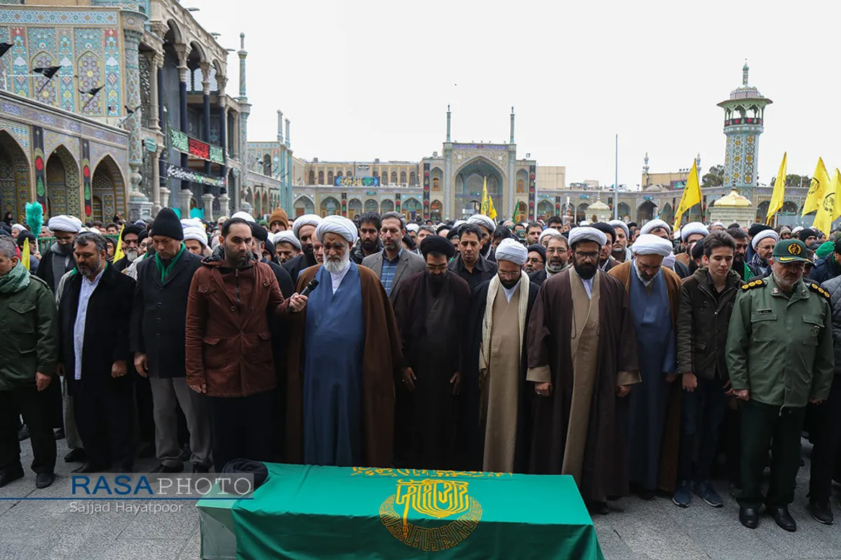 تشییع پیکر طلبه شهید مدافع حرم حجت الاسلام موسوی در قم