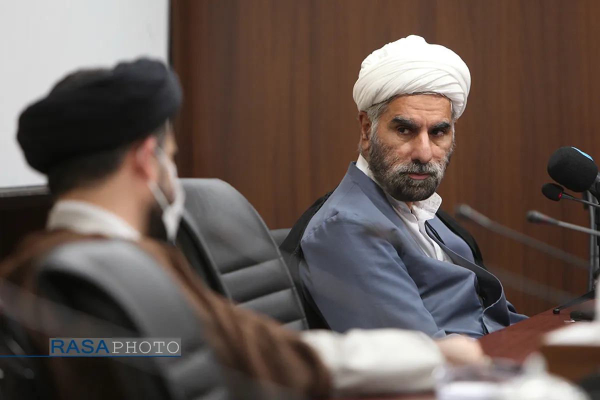 سومین نشست هیات اندیشه ورز انتخابات ۱۴۰۰ با حضور اساتید حوزه علمیه قم