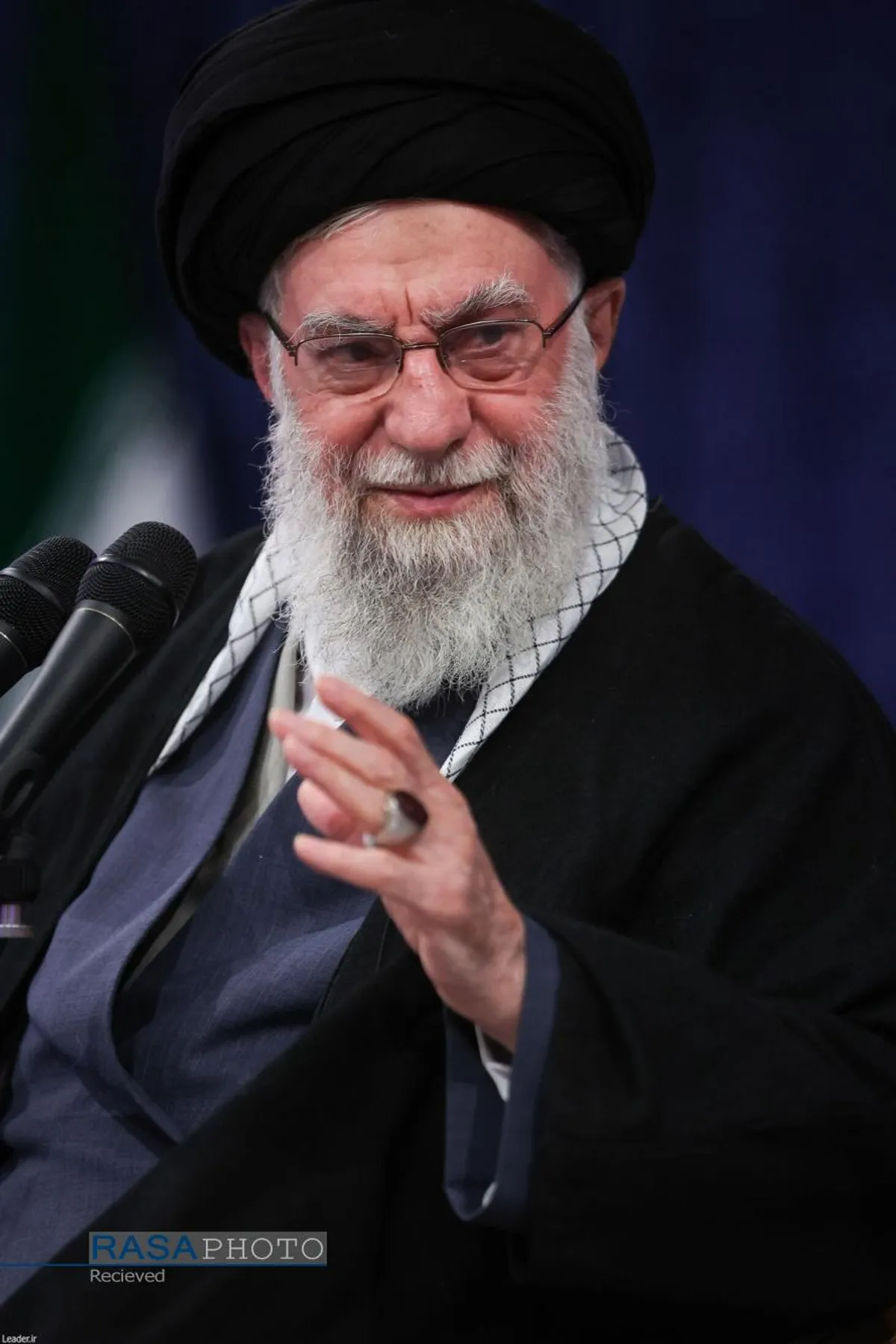 دیدار خانواده شهدای اقتدار با رهبر انقلاب در روز میلاد امیرالمومنین (علیه&zwnj;السلام)