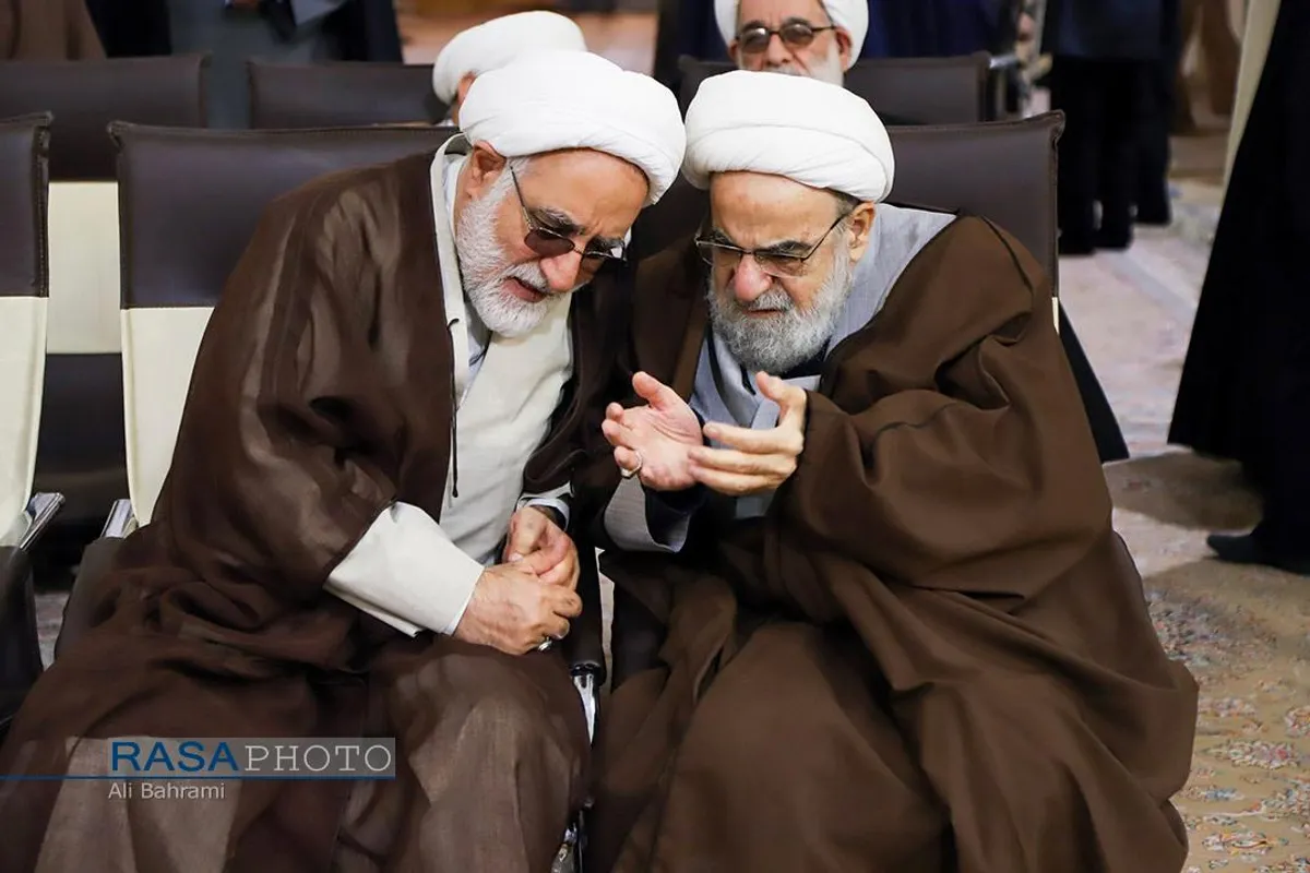 اجتماع حوزویان و مردم انقلابی قم در لبیک به بیانات حکیمانه رهبر عظیم الشأن انقلاب و حمایت از جبهه مقاومت