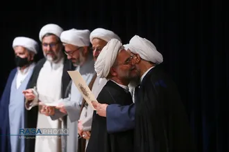 همایش نقش مبلغان در دفاع مقدس&lrm;&lrm;