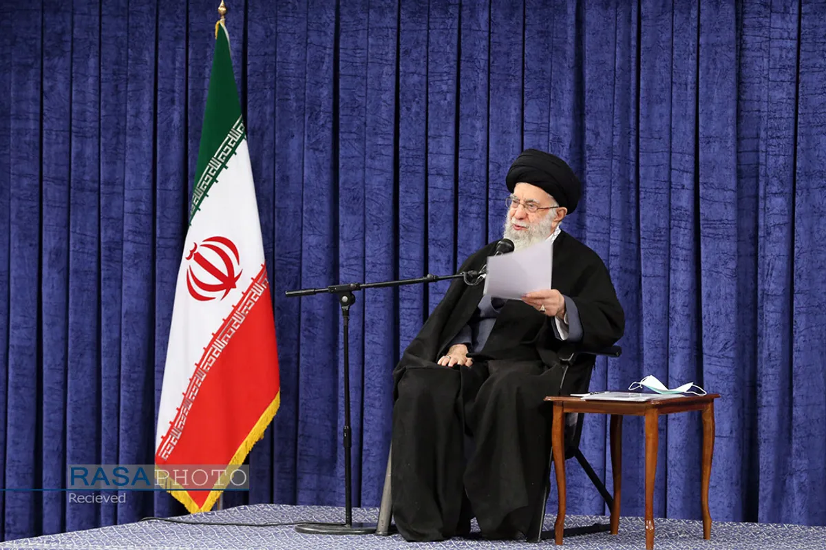 دیدار خانواده شهدای حادثه&zwnj; تروریستی شاهچراغ شیراز با رهبر معظم انقلاب
