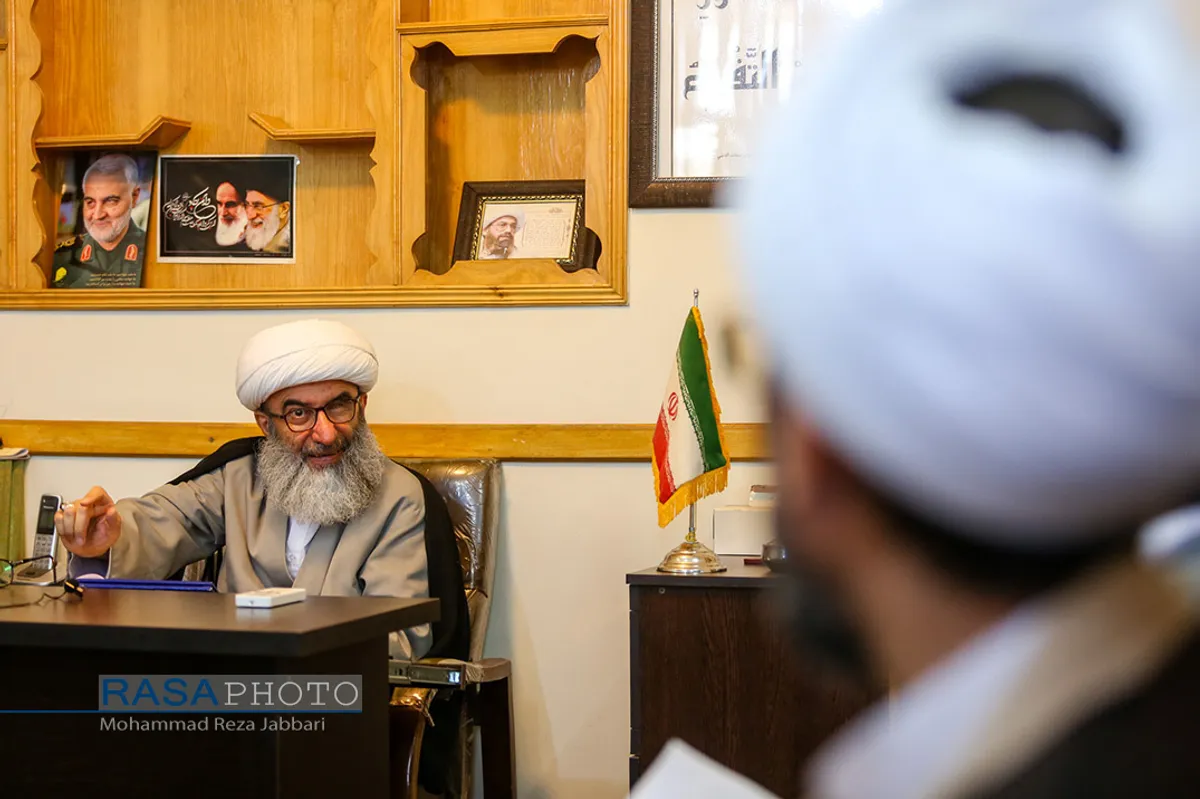نشست علمی"مبانی فقهی حکم اعدام سلمان رشدی (با رویکرد پاسخ به شبهات)"
