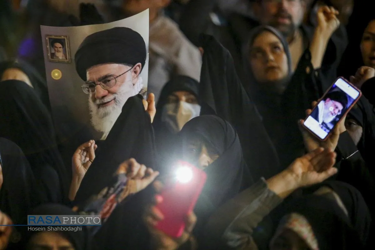 تجمع مردم انقلابی و ولایتمدار قم در حمایت از نظام مقدس اسلامی و محکومیت تجاوز دشمن آمریکایی و صهیونیستی به کشور