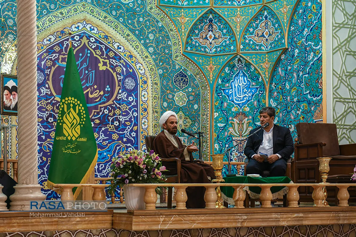 مراسم پرسمان احکام با حضور حجت الاسلام فلاح زاده  در ساعت 12/15 برای پخش در شبکه های تلوزیونی ضبط می شود