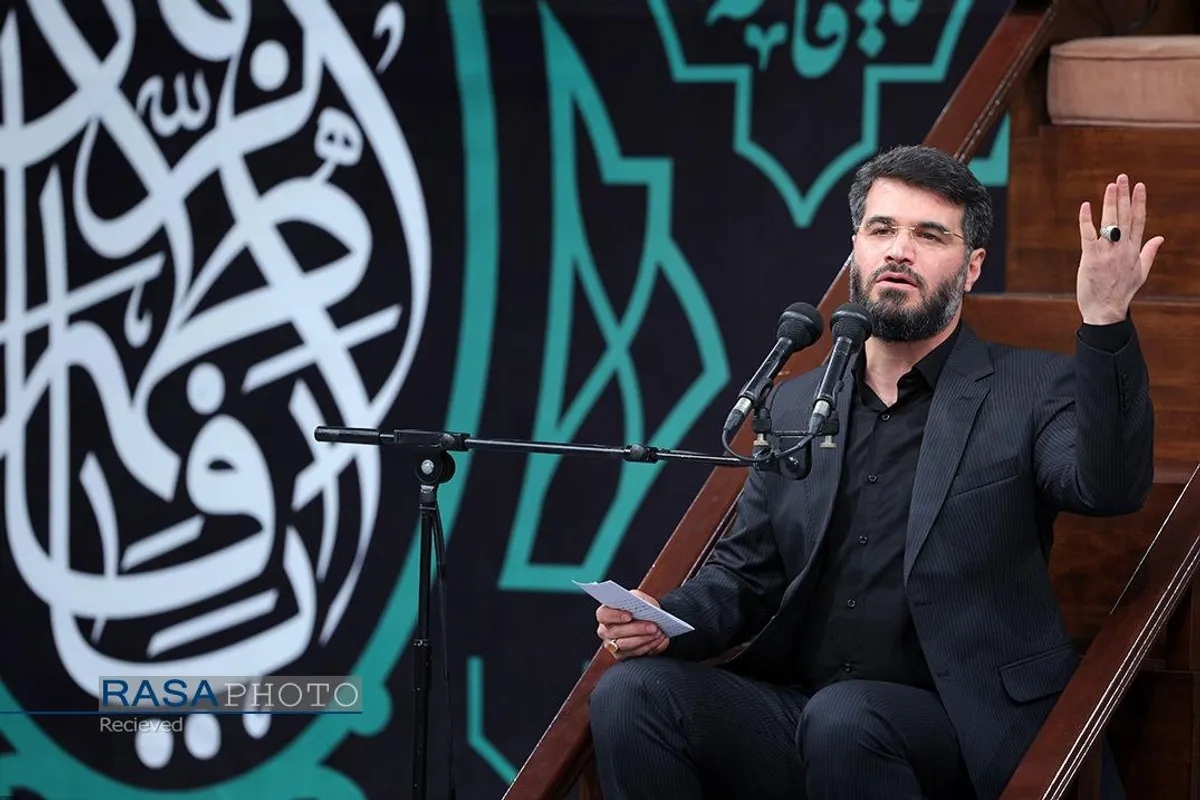 دومین شب مراسم عزاداری شهادت حضرت زهرا (سلام&zwnj;الله&zwnj;علیها) با حضور رهبر انقلاب