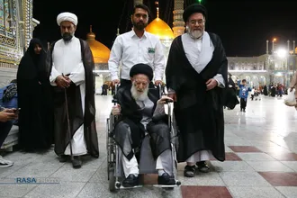 تشرف حضرت آیت الله شبیری زنجانی به حرم حضرت فاطمه معصومه (سلام&zwnj;الله&zwnj;علیها)