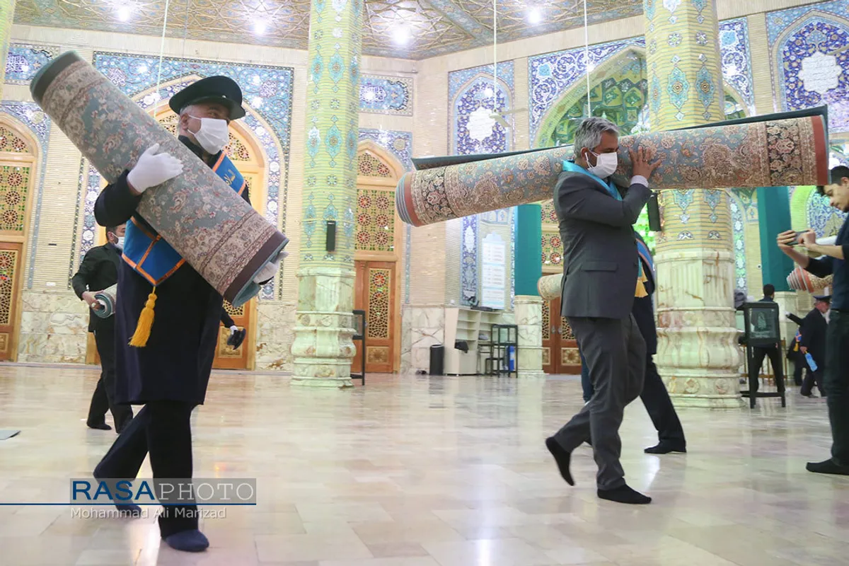 غبار روبی مسجد مقدس جمکران در آغاز دهه مهدویت