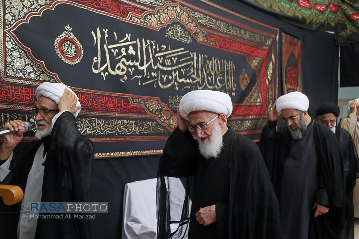 عزاداری روز چهارم محرم در بیت حضرت آیت الله نوری همدانی