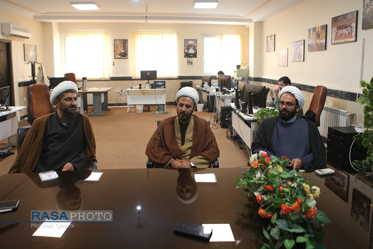 حضور مدیرکل هنر و تبلیغ نوین و رئیس مرکز تبلیغ اینترنتی حوزه&zwnj;های علمیه در خبرگزاری رسا