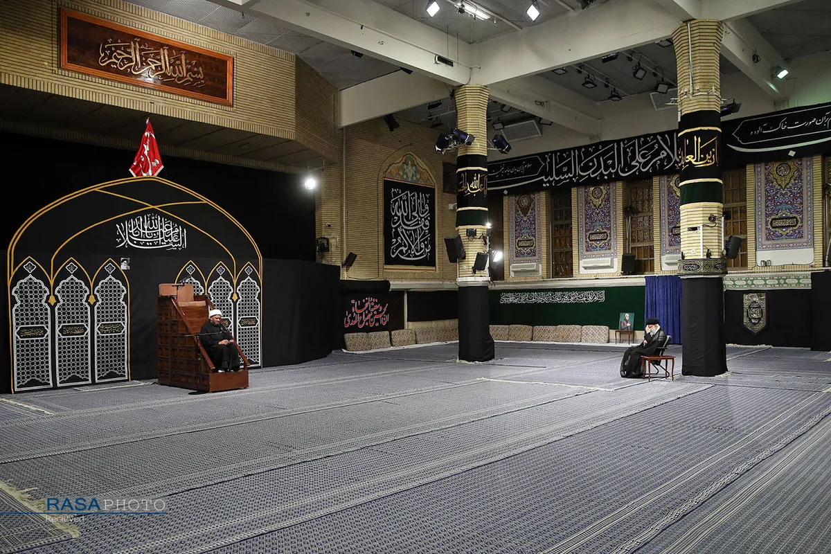 آخرین شب مراسم عزاداری حضرت اباعبدالله الحسین (علیه&zwnj;السلام) با حضور رهبر انقلاب