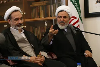 نشست هم اندیشی دستگاه&zwnj;های همکار با حوزه خواهران چهارمحال و بختیاری