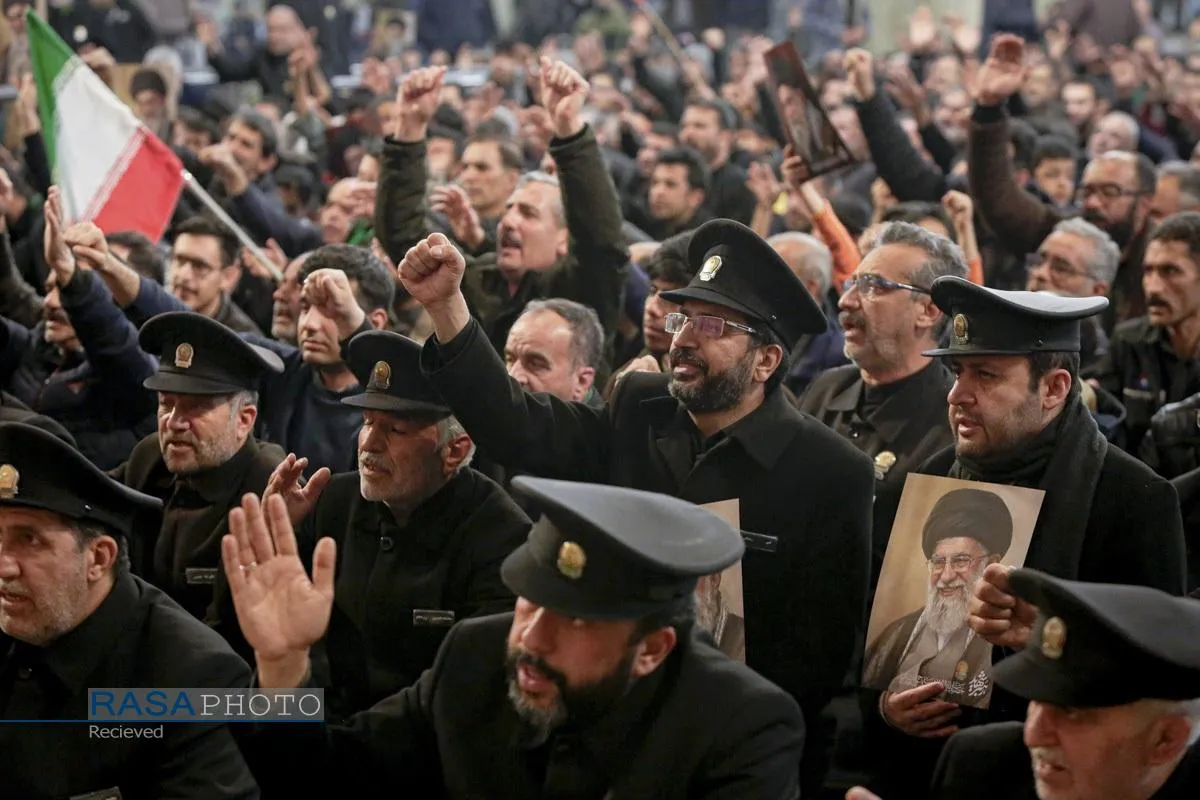 اجتماع عزاداران رهبر شهید انقلاب در حرم مطهر رضوی