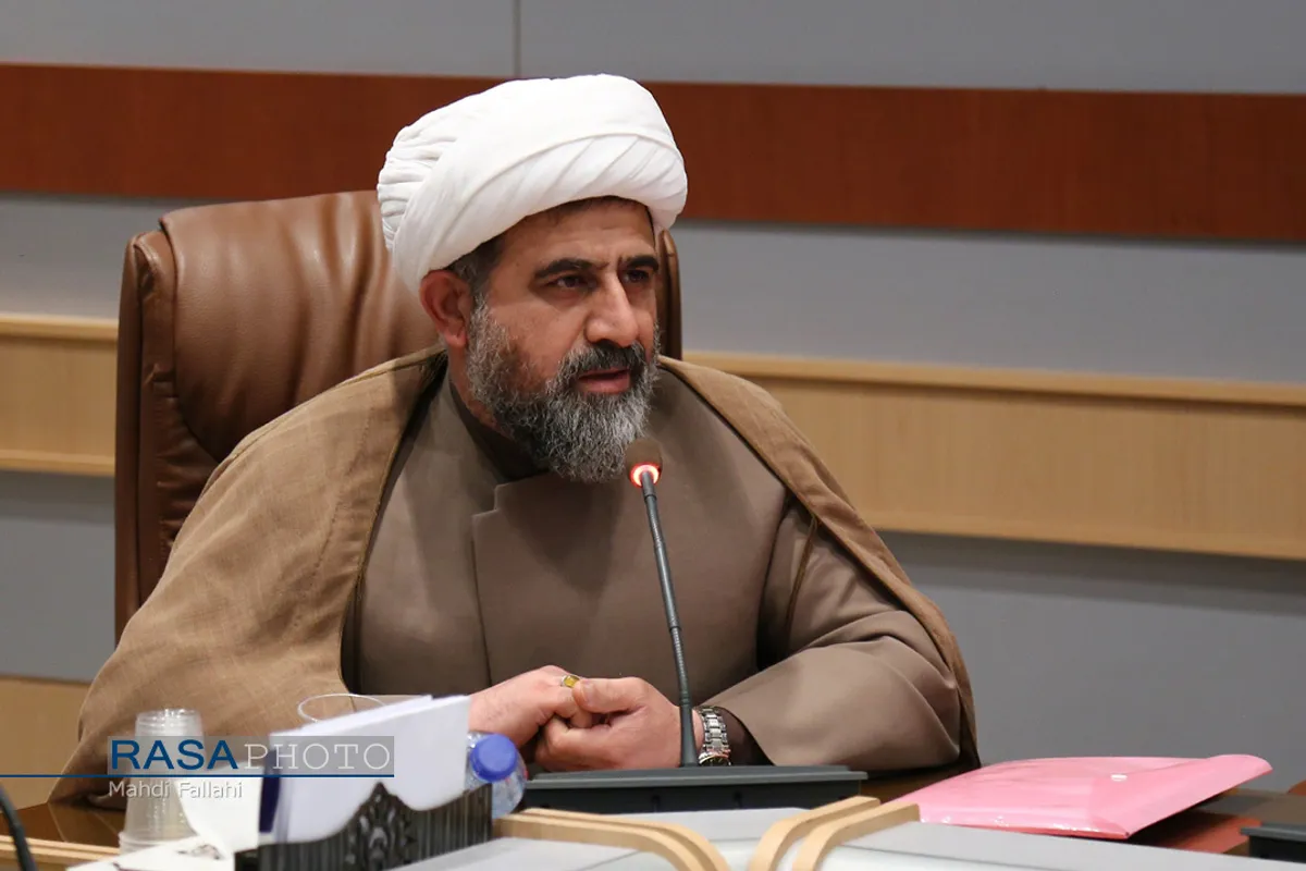 رونمایی از اولین مستند نقد افکار گروه&zwnj;های تکفیری با عنوان "اعماق تاریکی"